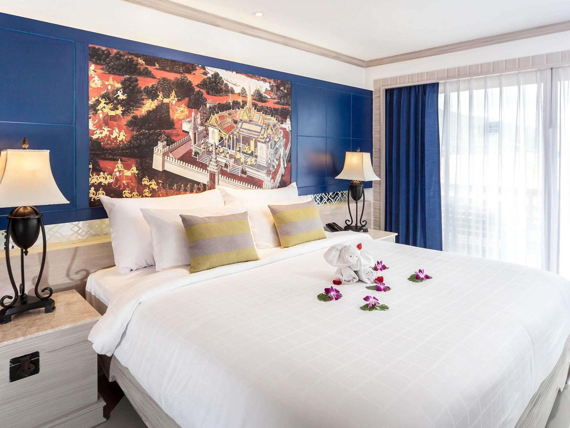 Family Suite 1 King Bed 2 Single Beds,1716973307:JPEG